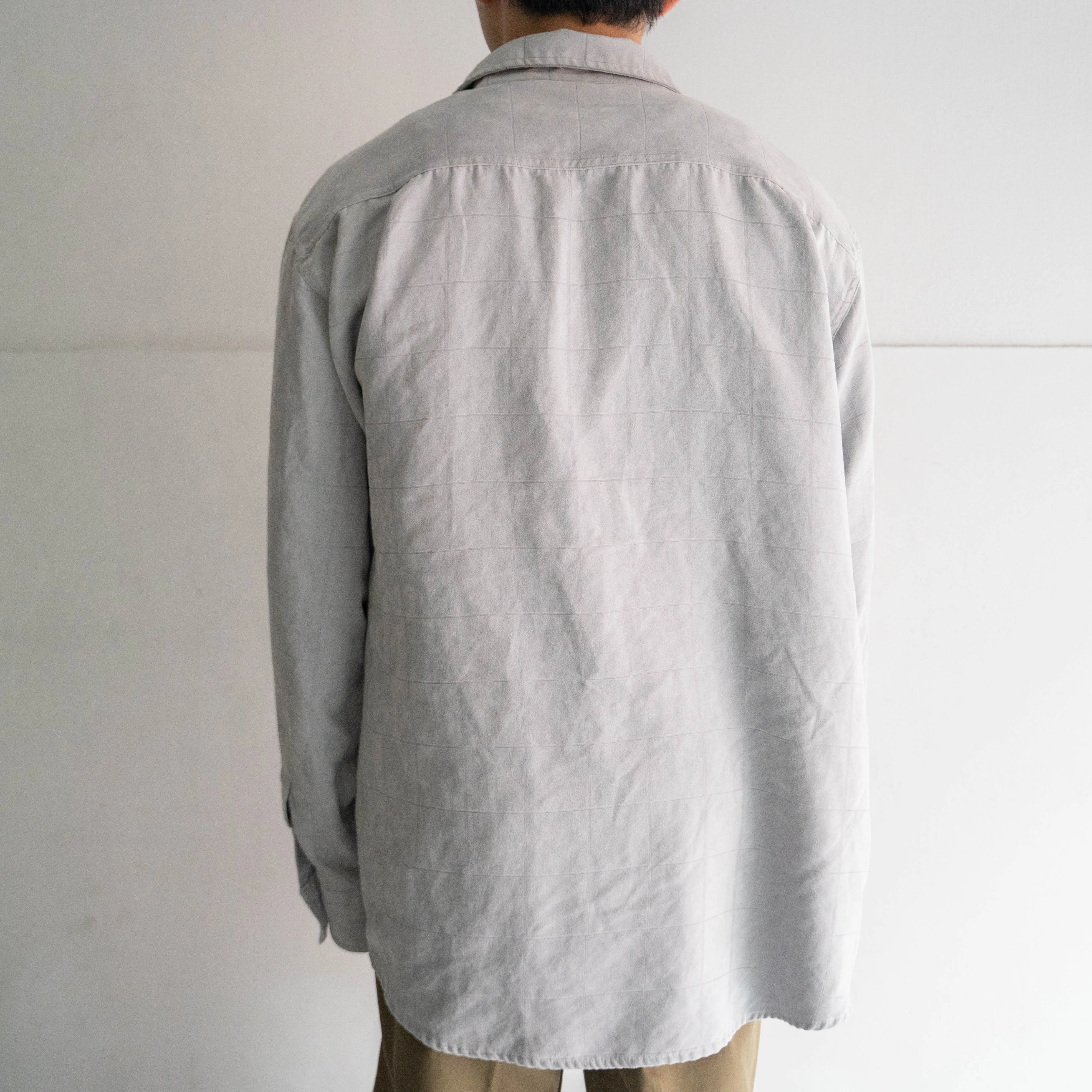 1990s light gray color all poly block check suede shirt