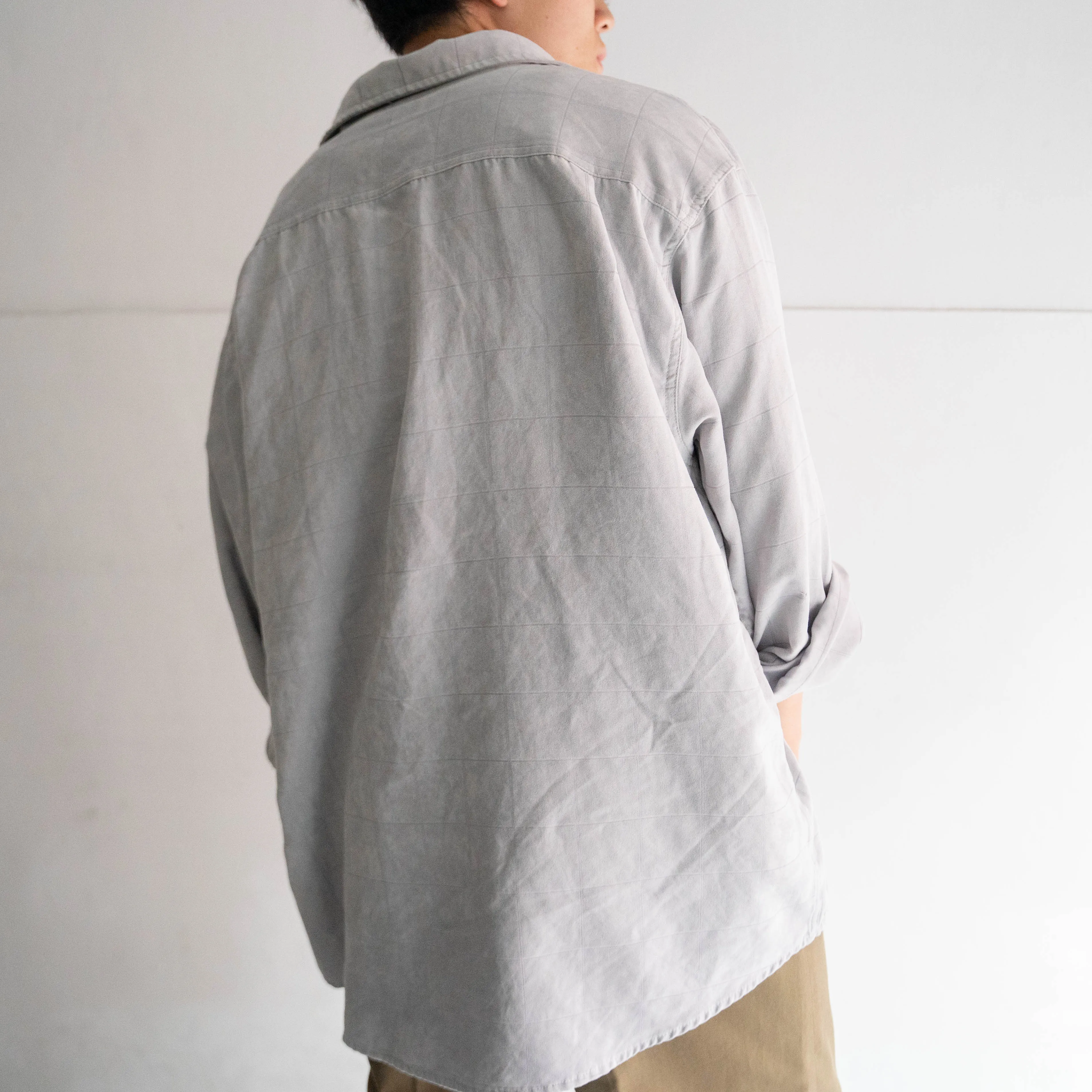 1990s light gray color all poly block check suede shirt