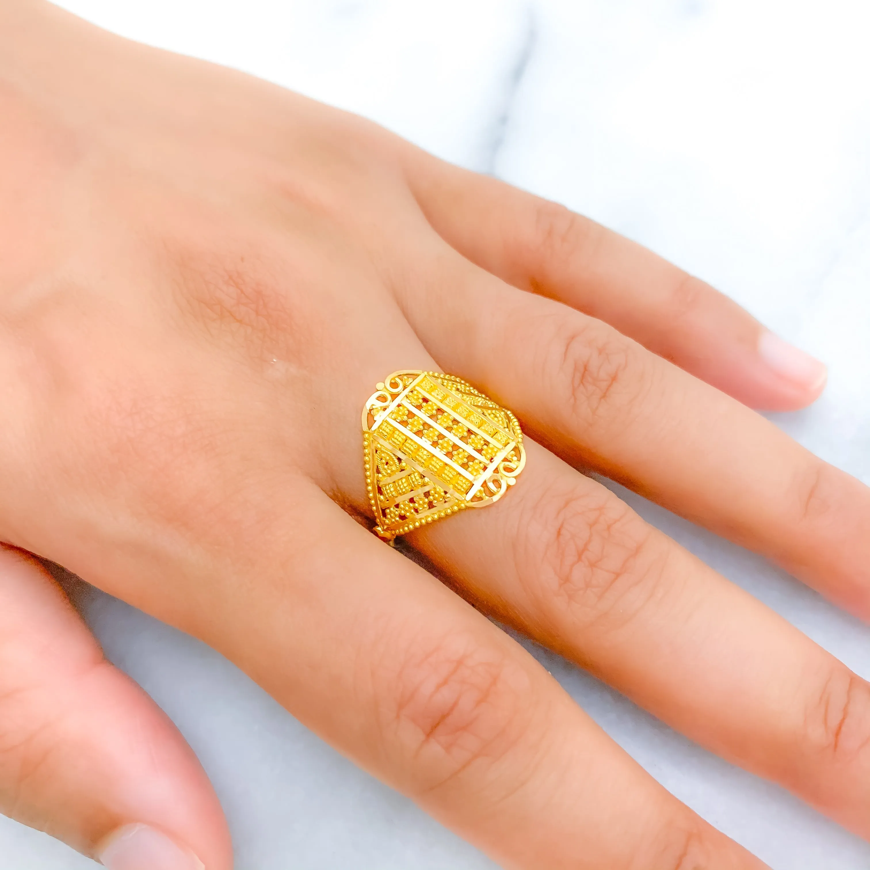 Attractive Floral Striped Ring