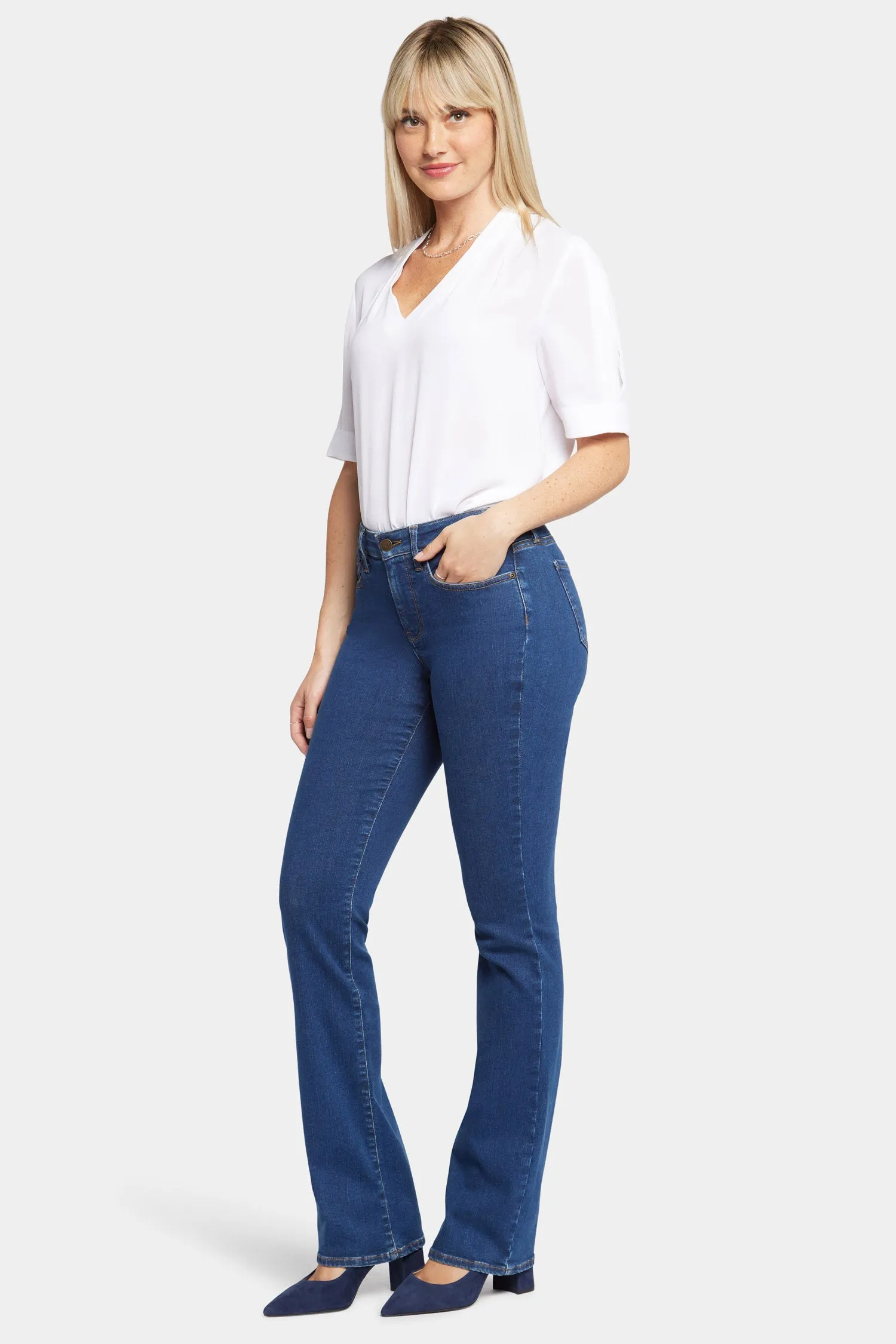 Barbara Bootcut Jeans In Petite - Quinn