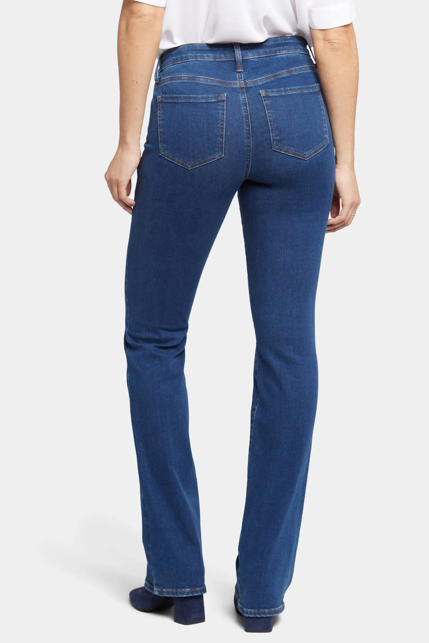 Barbara Bootcut Jeans In Petite - Quinn