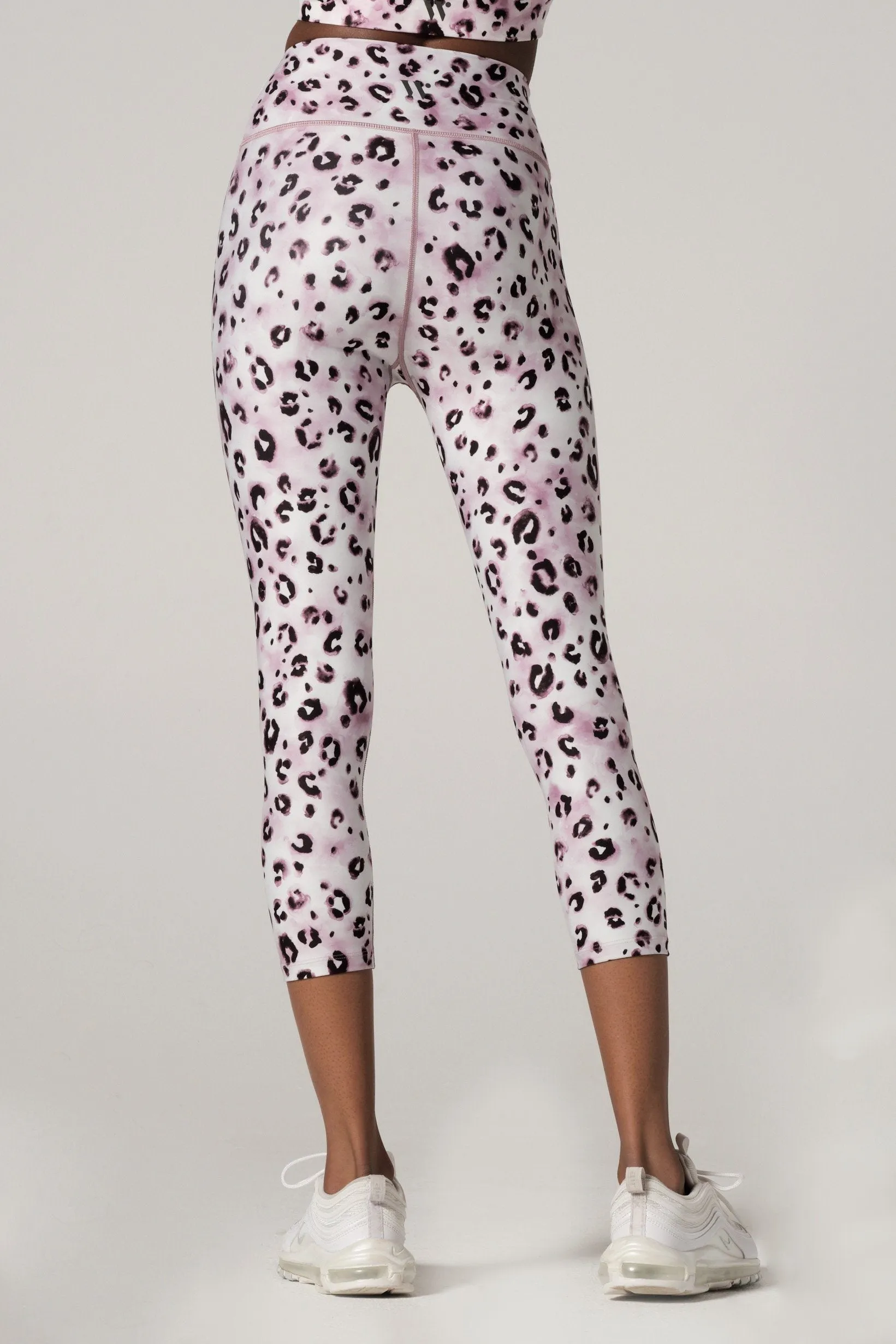 Camila Cropped Front Pocket Legging Cheetah Glow