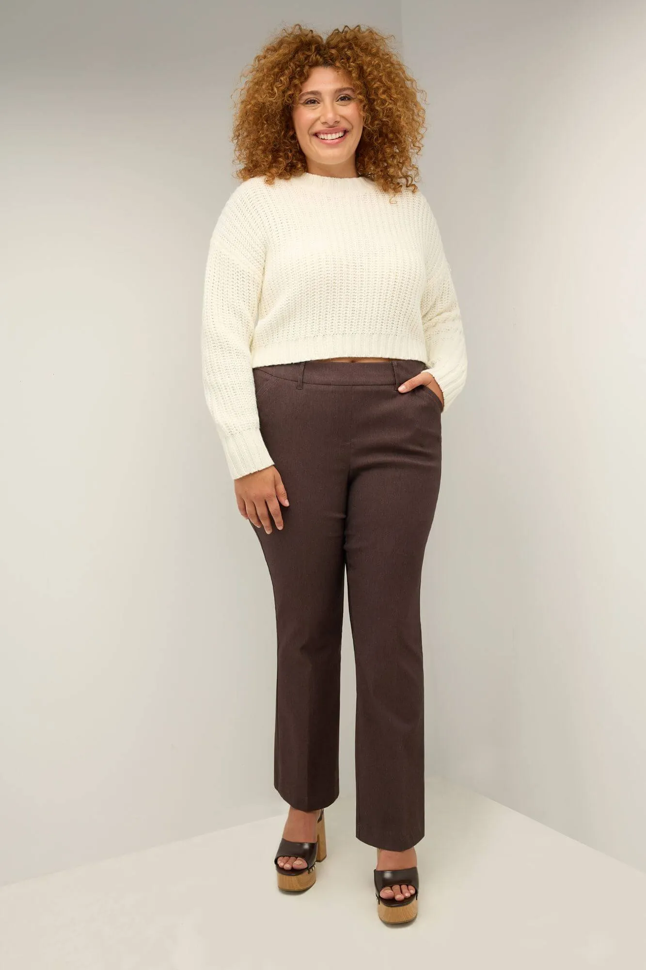 Curvy Pull-on Barely Bootcut Classic Pants