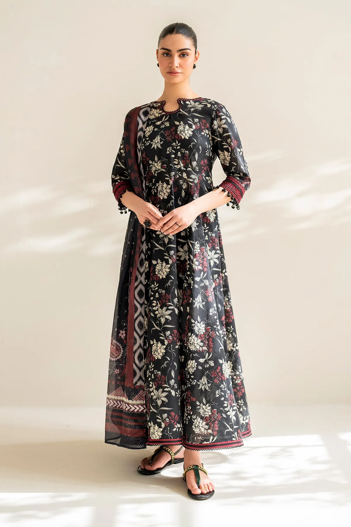 EMBROIDERED LAWN PR-975