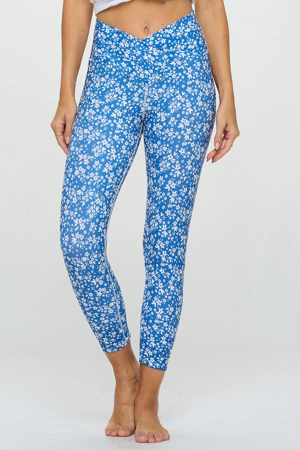 Kate - Ditsy Blue Sky - Cross Over - Capri Legging (High-Waist)