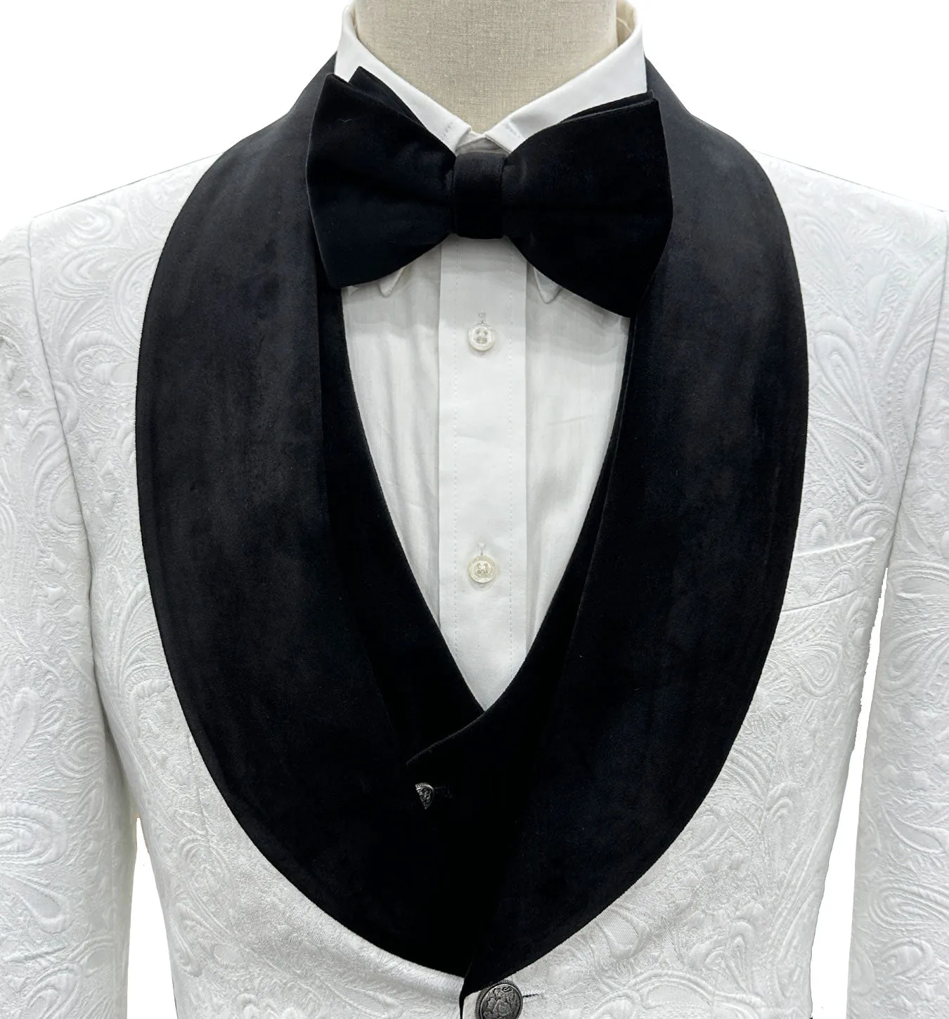 Mazari Met Vested Modern Fit 4 Pc Tuxedo Suit - White Black