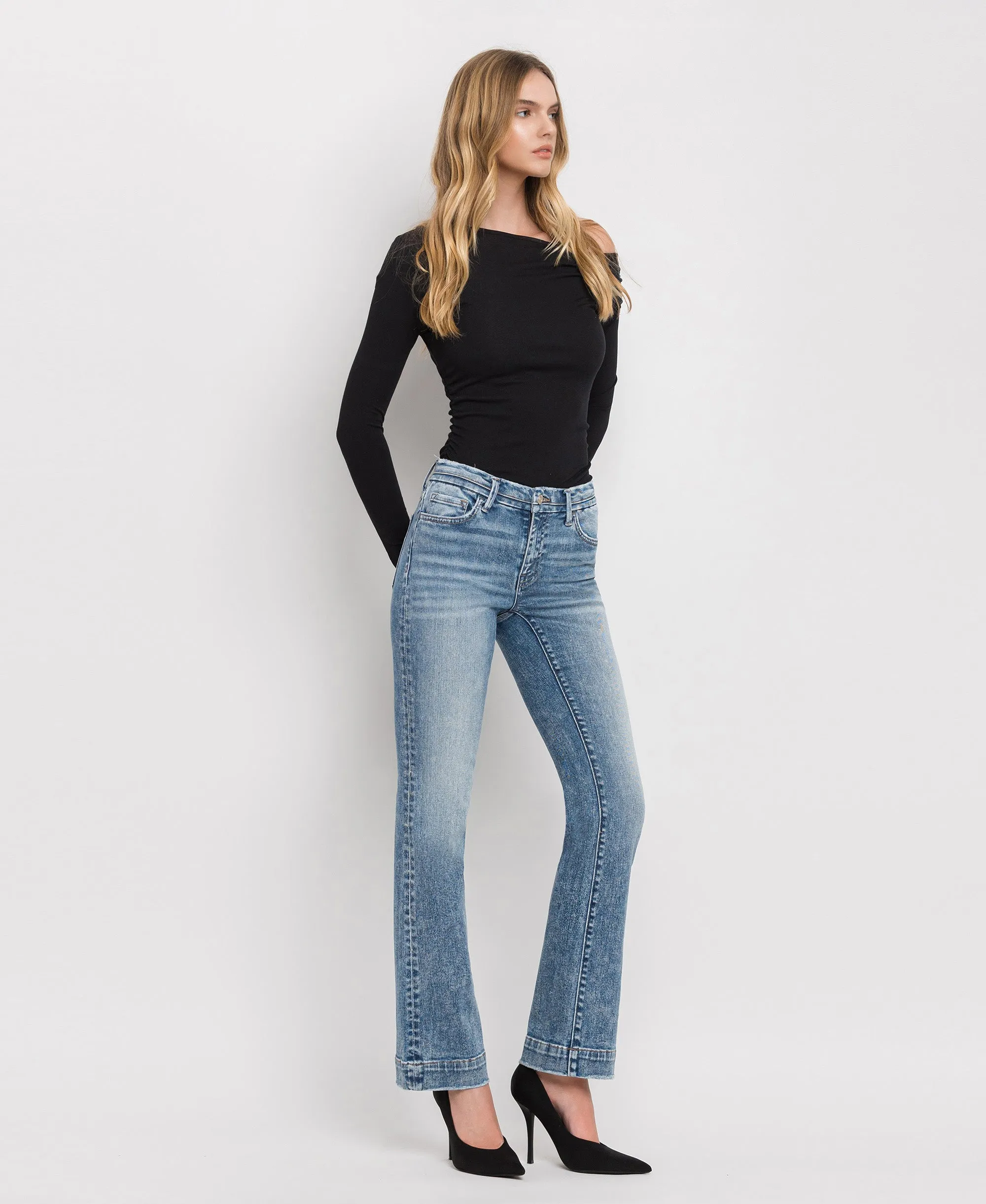 Mount Bruce - Mid Rise Bootcut Jeans