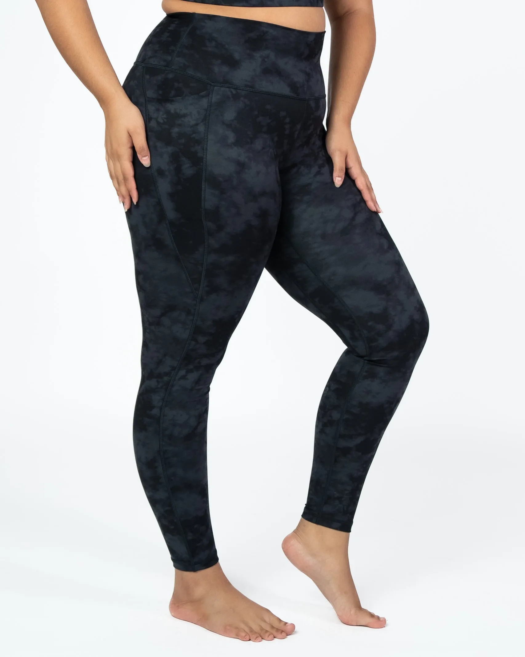 Shakti Leggings (27 in. inseam) - Onyx Tie Dye