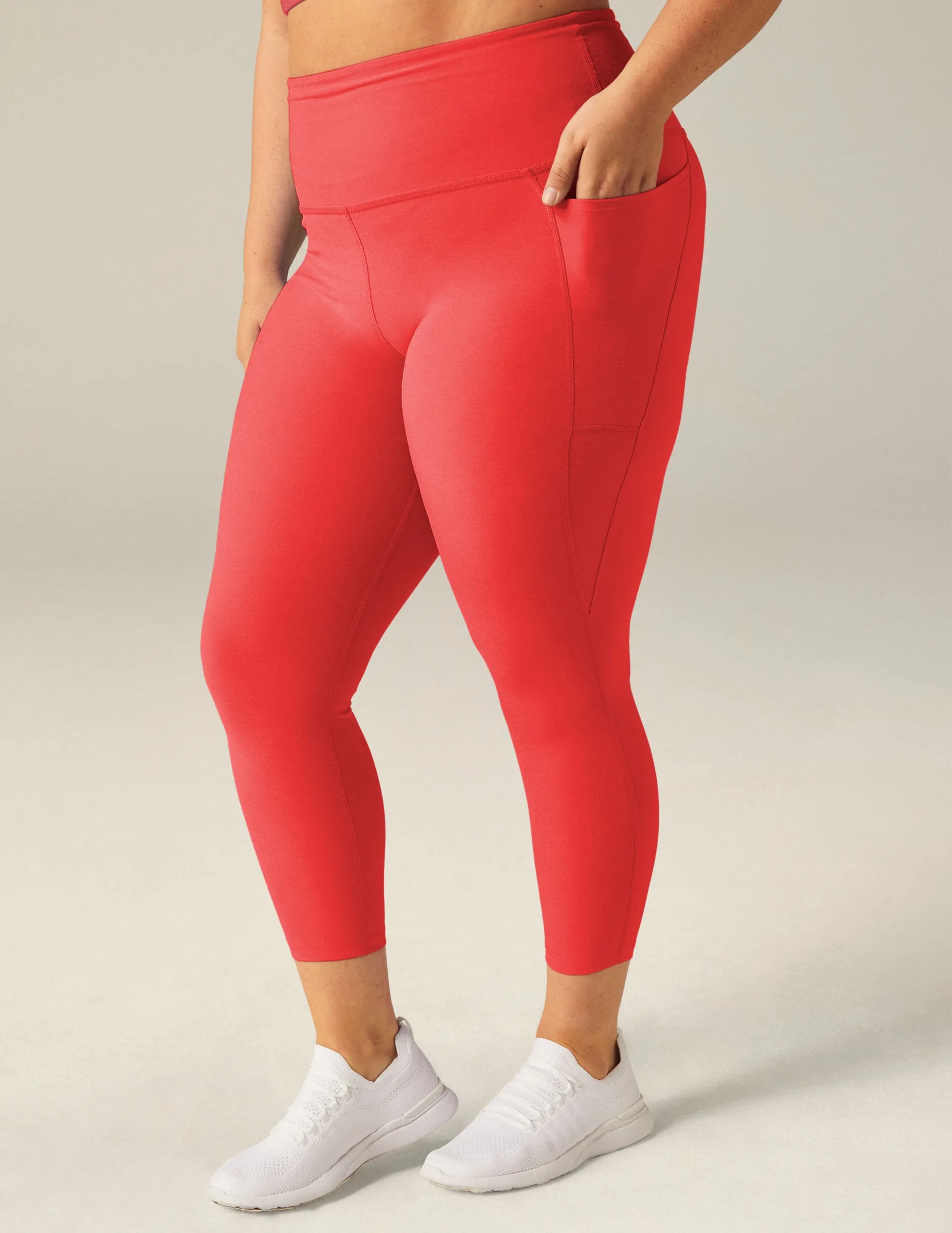 Spacedye Out Of Pocket High Waisted Capri Legging