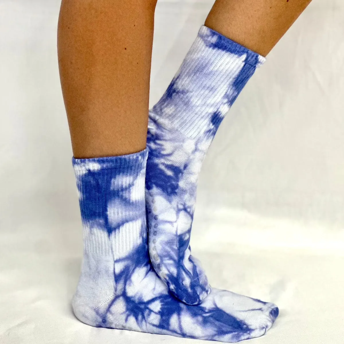 TIE DYE  yoga grip crew socks - lilac