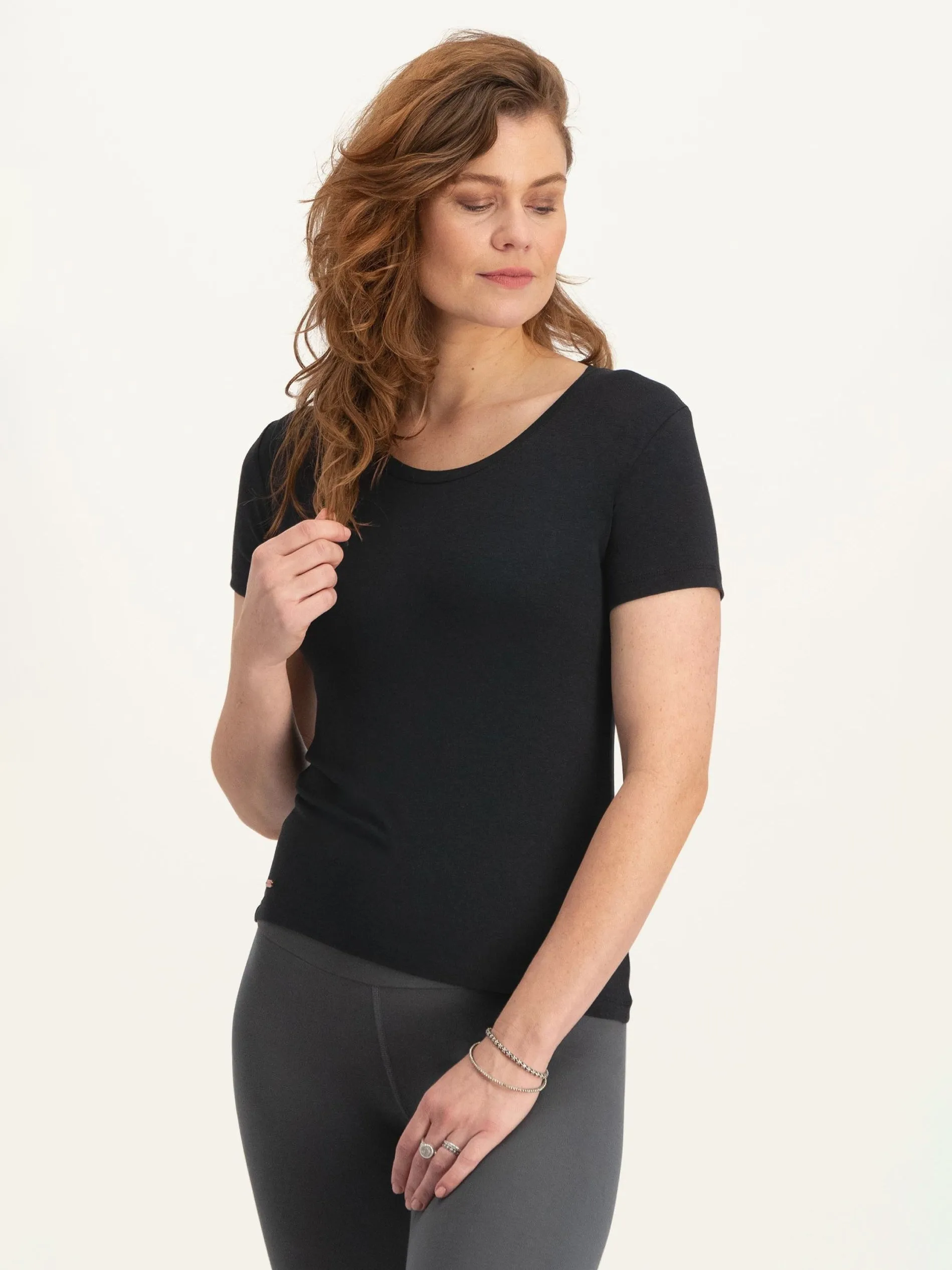 Urban Goddess Luna Yoga Tee - Urban Black