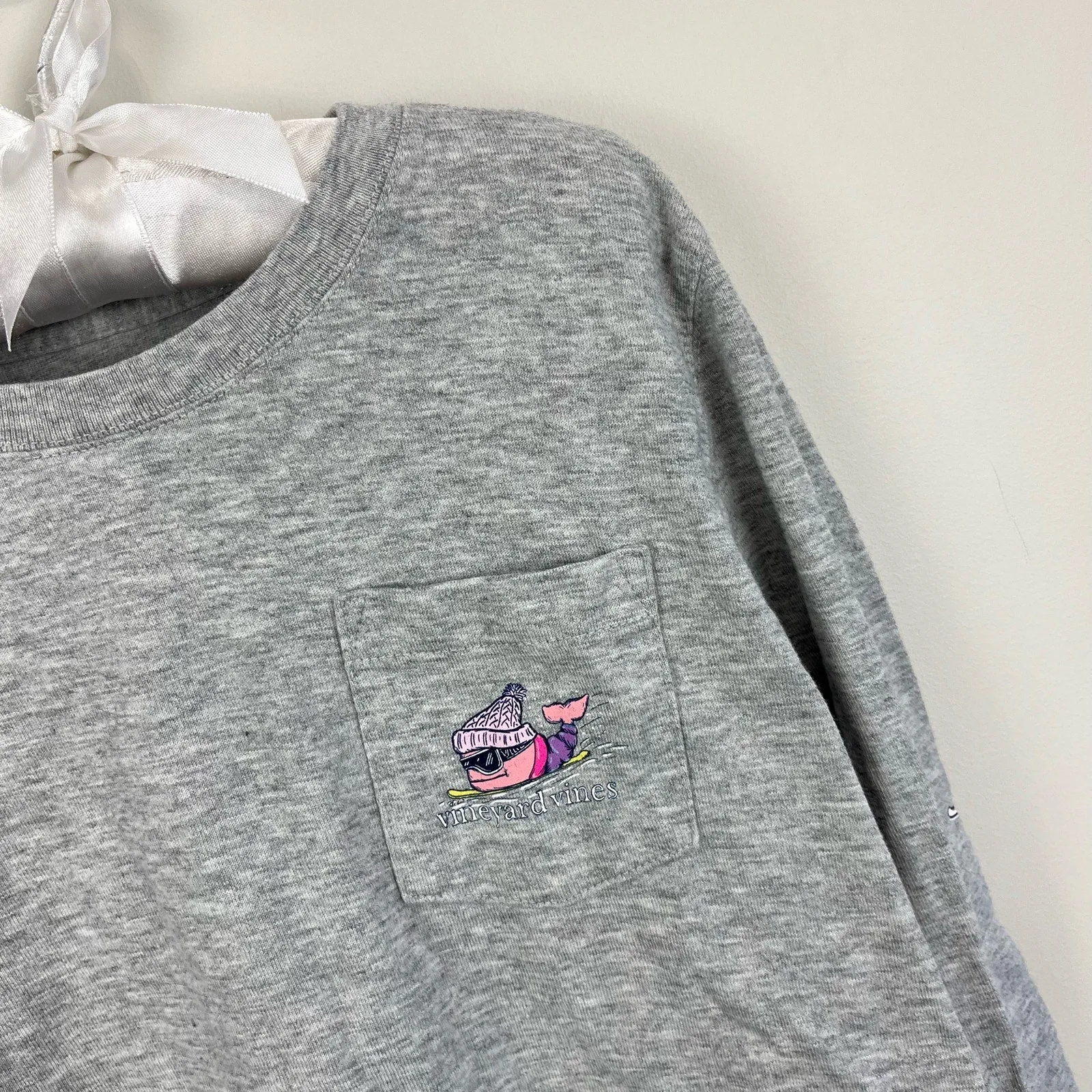 Vineyard Vines Girls Snowboard Whale Long Sleeve Pocket Tee Small 7-8