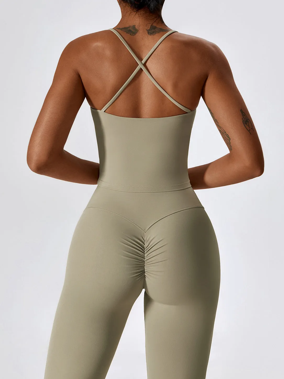 ZASUWA Female Cross Back Flare Scrunch Bum Tracksuit