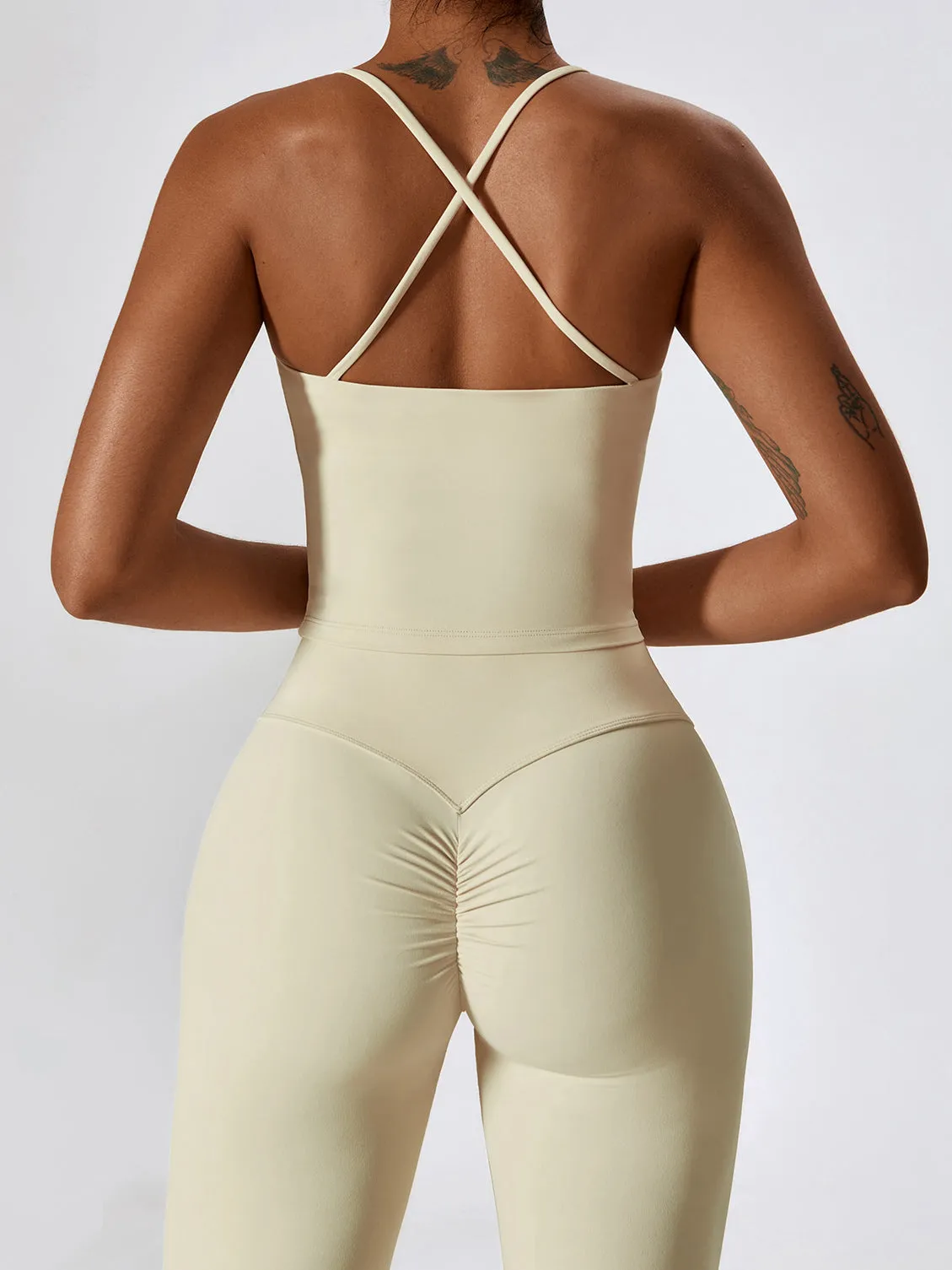 ZASUWA Female Cross Back Flare Scrunch Bum Tracksuit